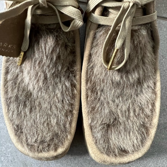Clarks Wallabee Boot Ankle Boots Women's Size 8 M Tan NEW MSRP $170 Fur Accent - Picture 3 of 10